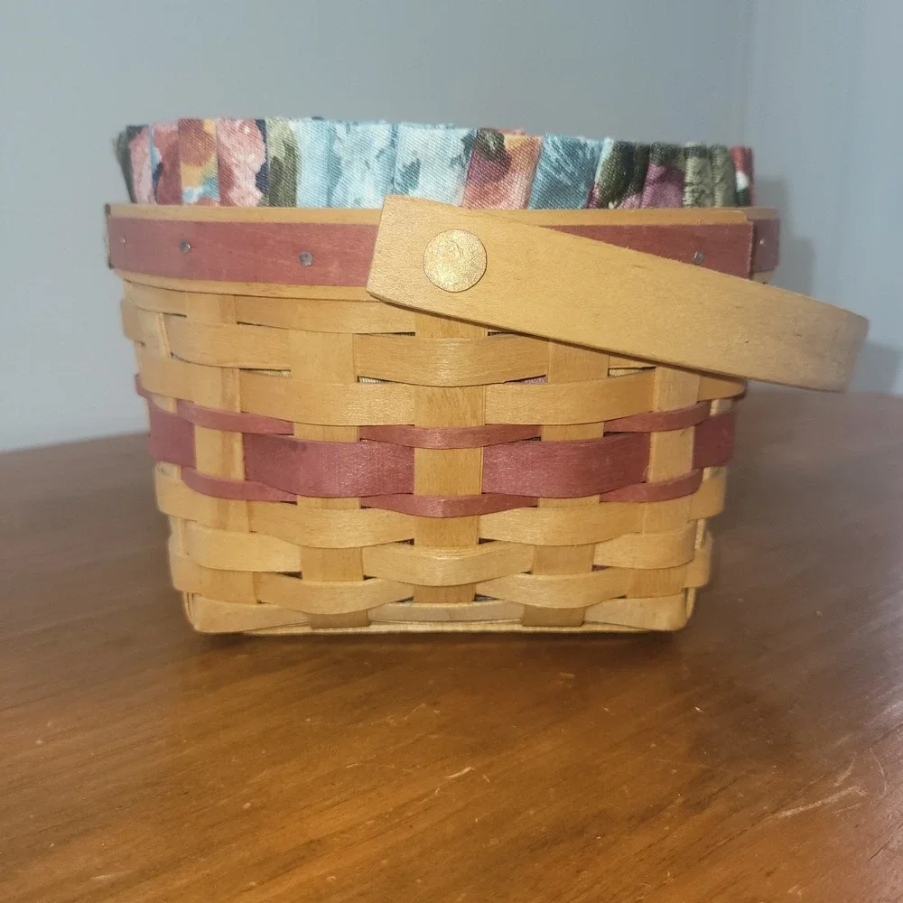 Longaberger 1995 Perfect Attendance Basket‎